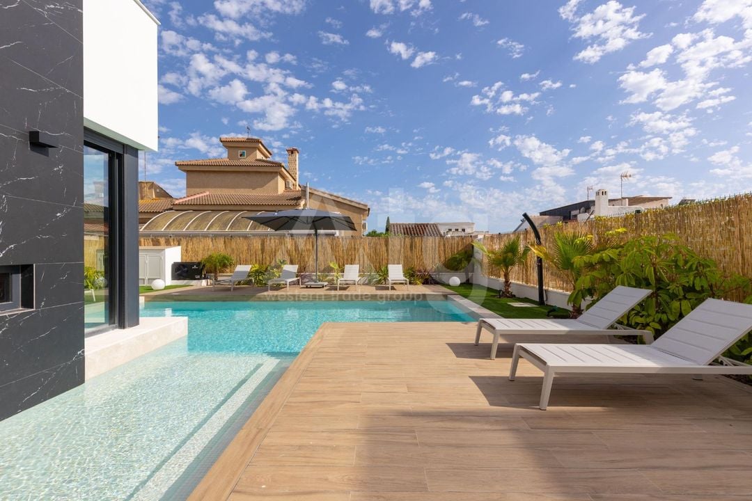 3 bedroom Villa in Torrevieja - ERD159686 - Photo - 20
