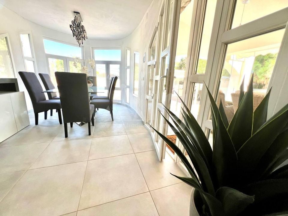 Villa de 6 chambres à Torrevieja - SHL90604 - Photo - 7