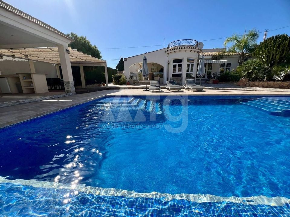 Villa de 6 chambres à Torrevieja - SHL90604 - Photo - 2