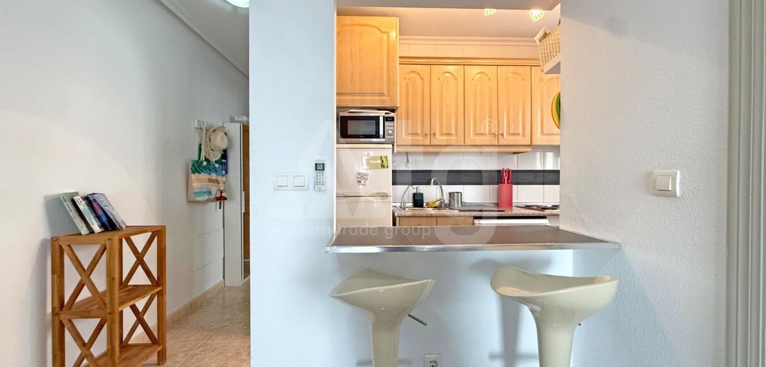 2 bedroom Apartment in Torrevieja - MVR90717 - Photo - 4