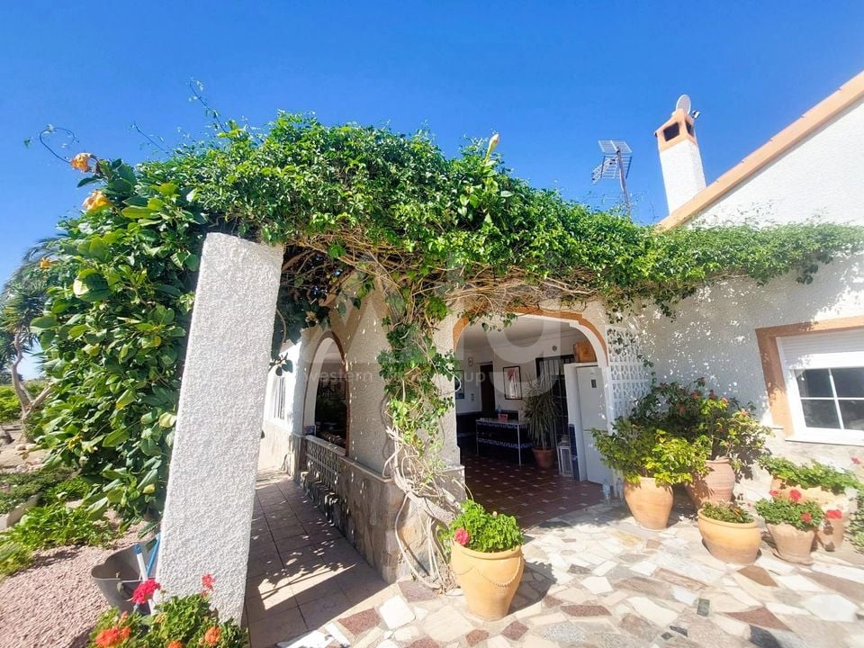 5 bedroom Villa in La Marina - CRR90998 - Photo - 2