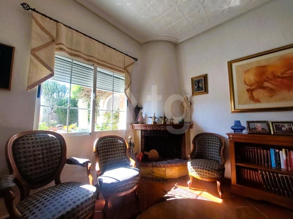 5 bedroom Villa in La Marina - CRR90998 - Photo - 9