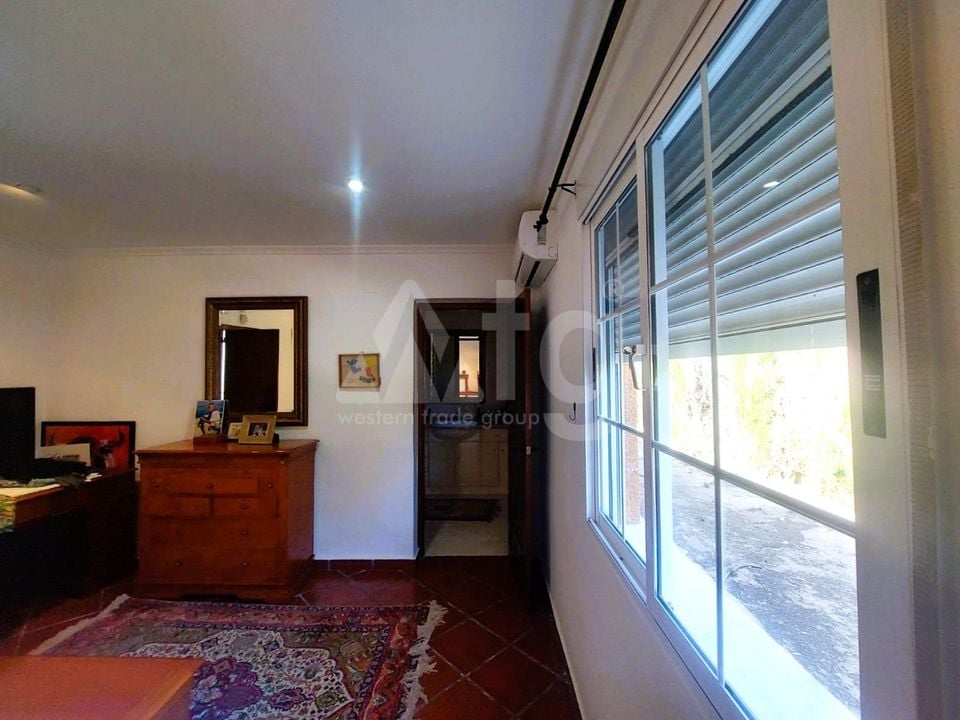 5 bedroom Villa in La Marina - CRR90998 - Photo - 25