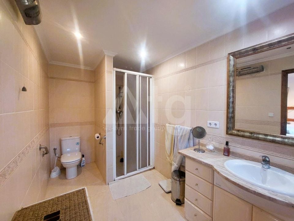 5 bedroom Villa in La Marina - CRR90998 - Photo - 28