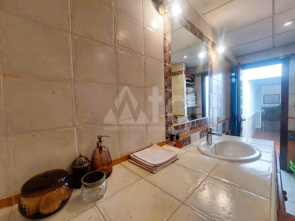 5 bedroom Villa in La Marina - CRR90998 - Photo - 31