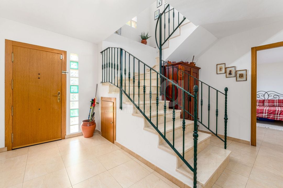 4 bedroom Villa in La Nucia - CGN91529 - Photo - 8