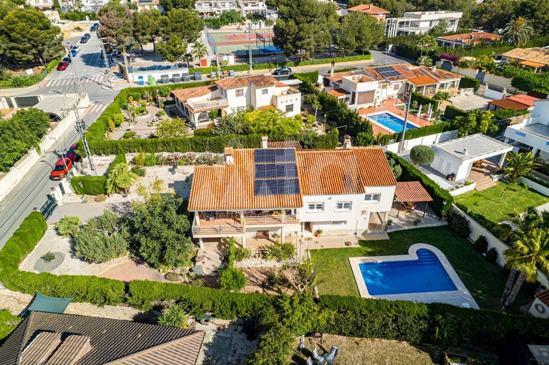 4 bedroom Villa in La Nucia - CGN91529 - Photo - 34