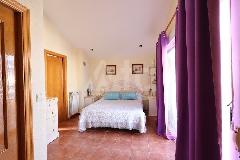 Villa de 4 chambres à Playa Flamenca - DMS142399 - Photo - 10