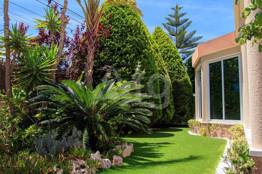 Vilă cu 5 dormitoare în Ciudad Quesada - SHL92469 - Imagini - 23