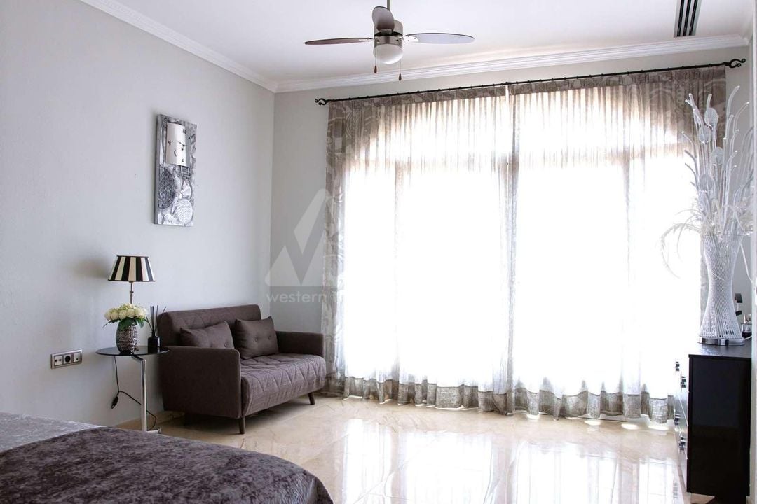 Vilă cu 5 dormitoare în Ciudad Quesada - SHL92469 - Imagini - 13