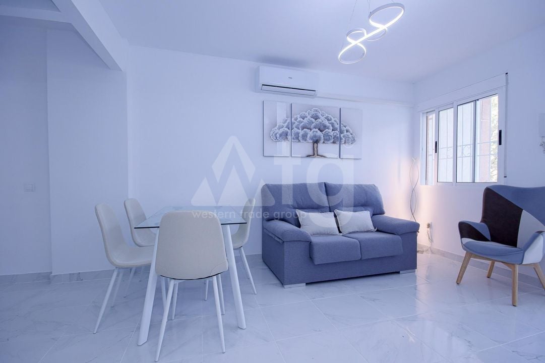 2 bedroom Apartment in Torrevieja - SV92659 - Photo - 3