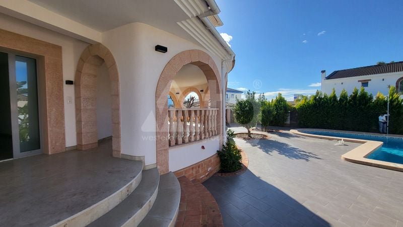 4 bedroom Villa in Ciudad Quesada - TWTG130356 - Photo - 4