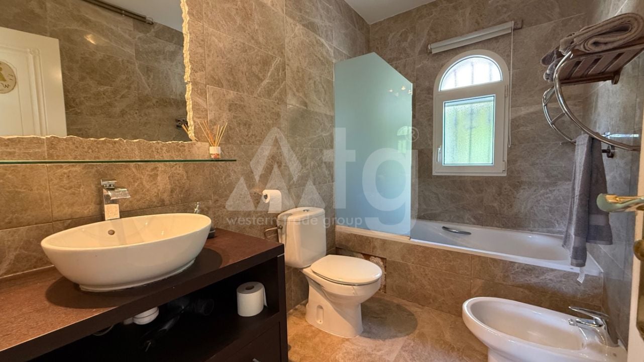 4 bedroom Villa in Orihuela - RCJ147363 - Photo - 16
