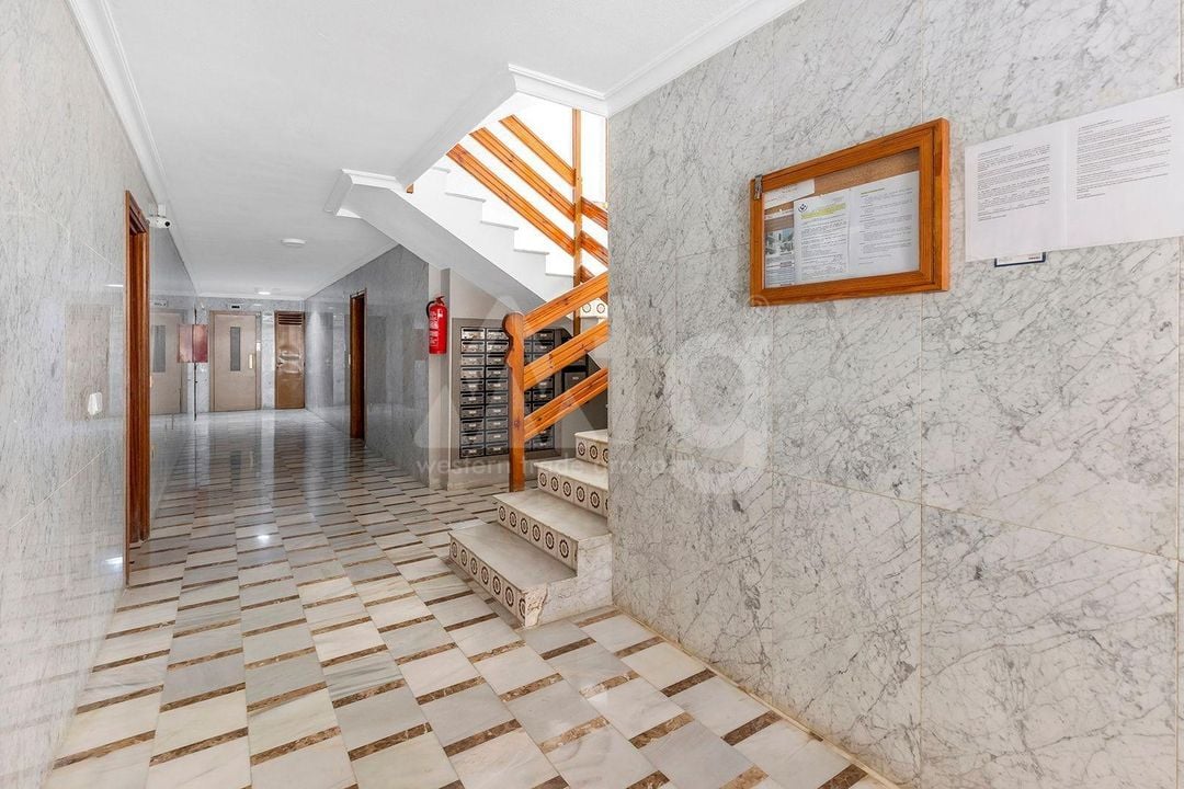 Apartamento de 3 habitaciones en Torrevieja - SHL93332 - Foto - 29