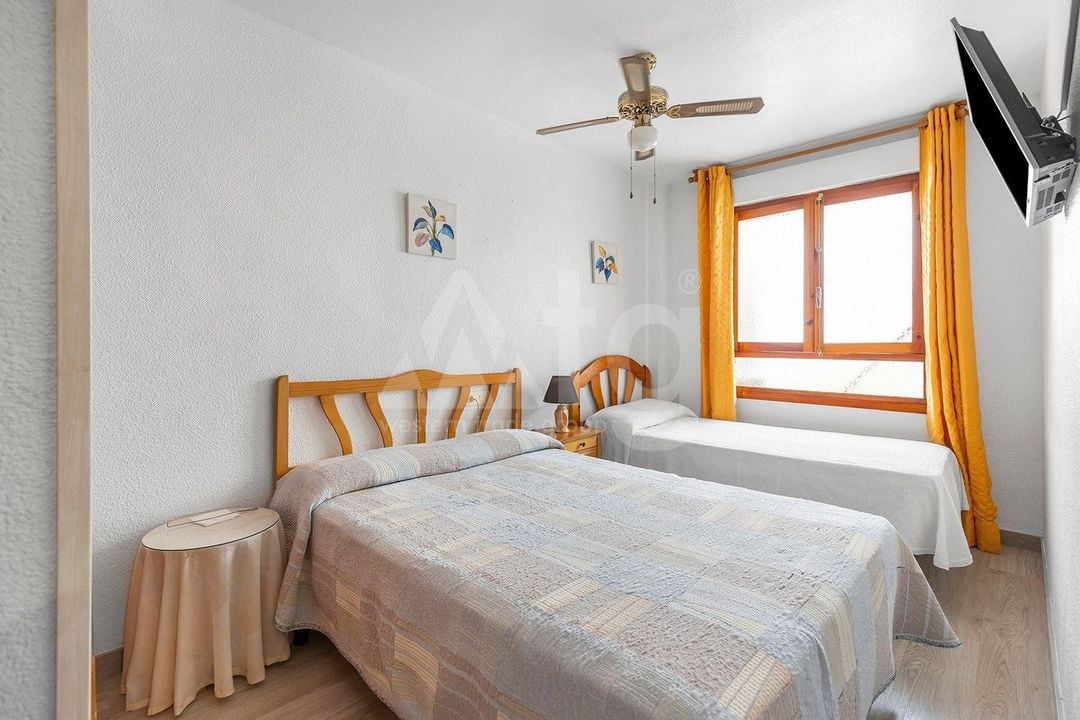 Apartamento de 3 habitaciones en Torrevieja - SHL93332 - Foto - 16