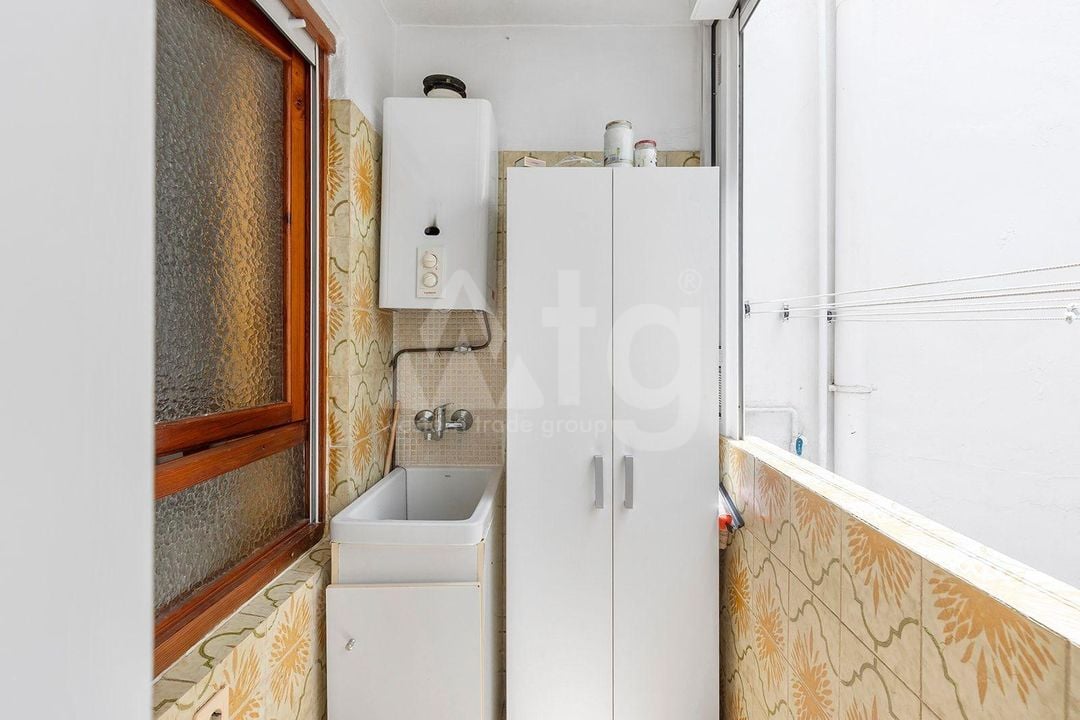 Apartamento de 3 habitaciones en Torrevieja - SHL93332 - Foto - 20