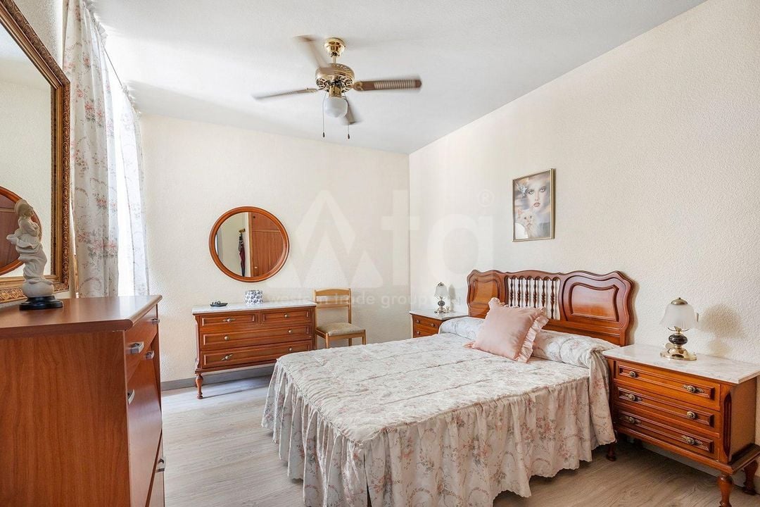 Apartamento de 3 habitaciones en Torrevieja - SHL93332 - Foto - 11