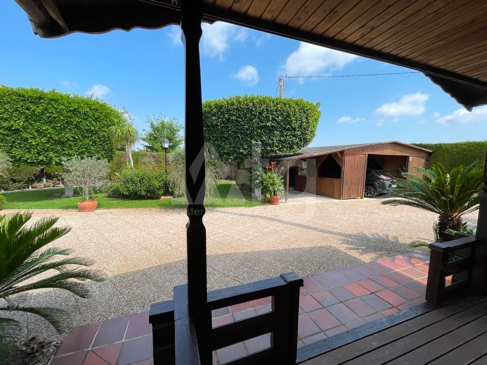 4 bedroom Villa in La Marina - SLN93520 - Photo - 5