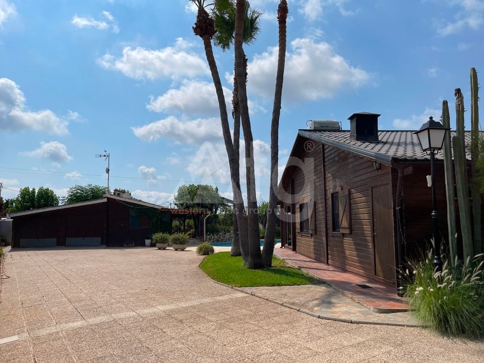 4 bedroom Villa in La Marina - SLN93520 - Photo - 8