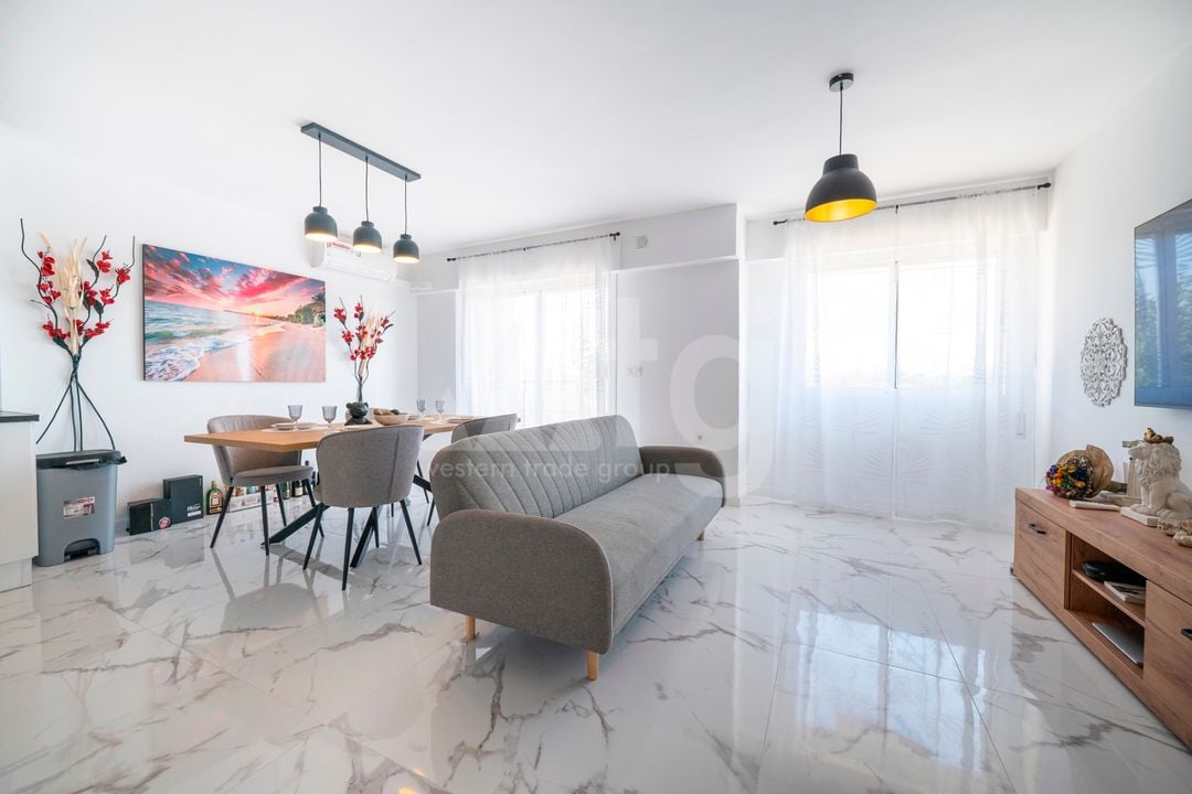 2 bedroom Apartment in Punta Prima - CBB94000 - Photo - 3