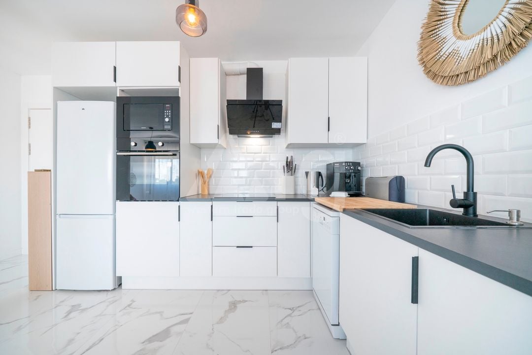 2 bedroom Apartment in Punta Prima - CBB94000 - Photo - 11