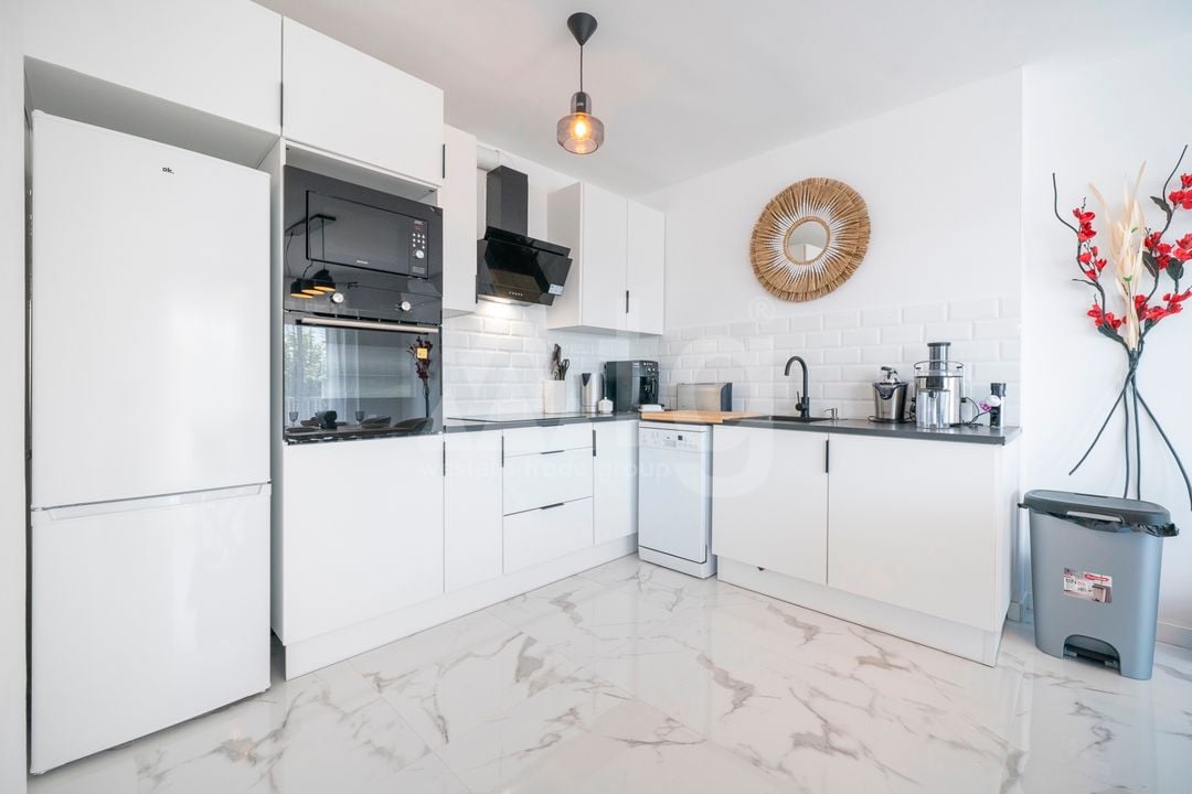 2 bedroom Apartment in Punta Prima - CBB94000 - Photo - 9