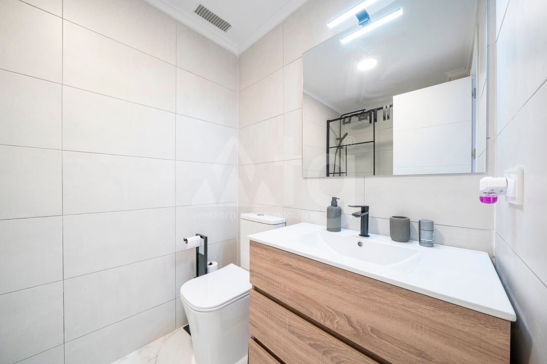 2 bedroom Apartment in Punta Prima - CBB94000 - Photo - 19
