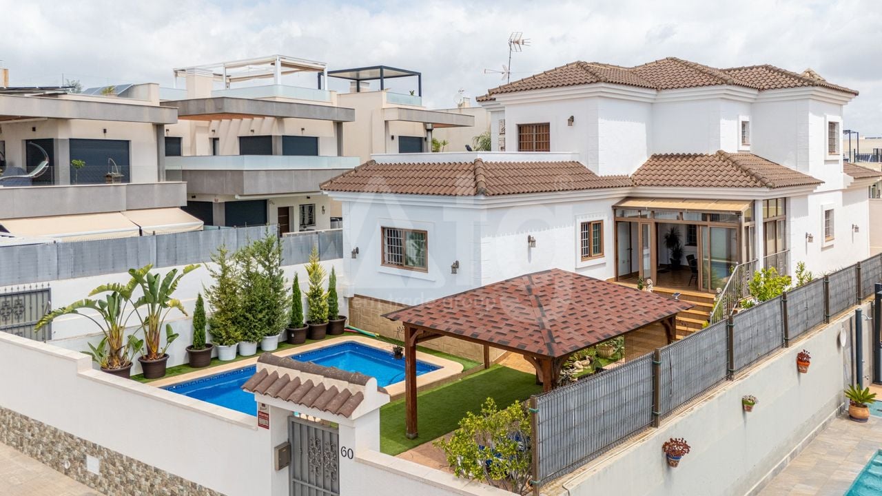 Villa de 4 chambres à Los Montesinos - BCH94351 - Photo - 1