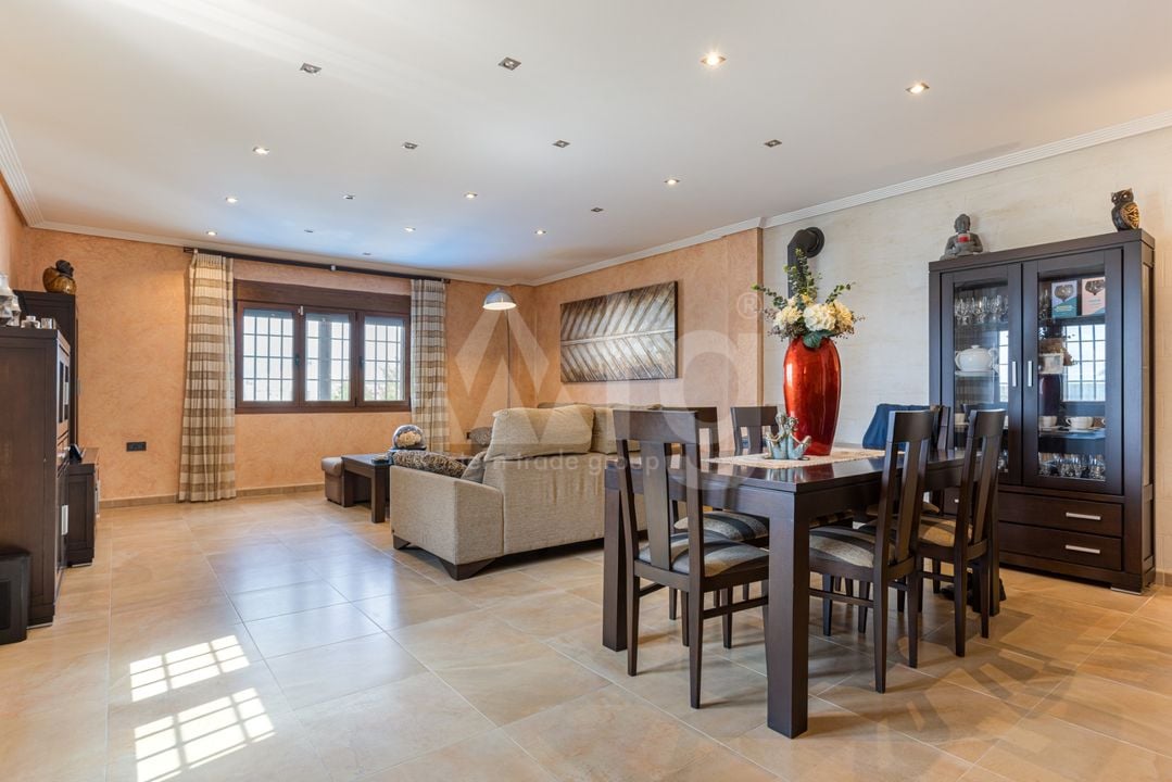 Villa de 4 chambres à Los Montesinos - BCH94351 - Photo - 11