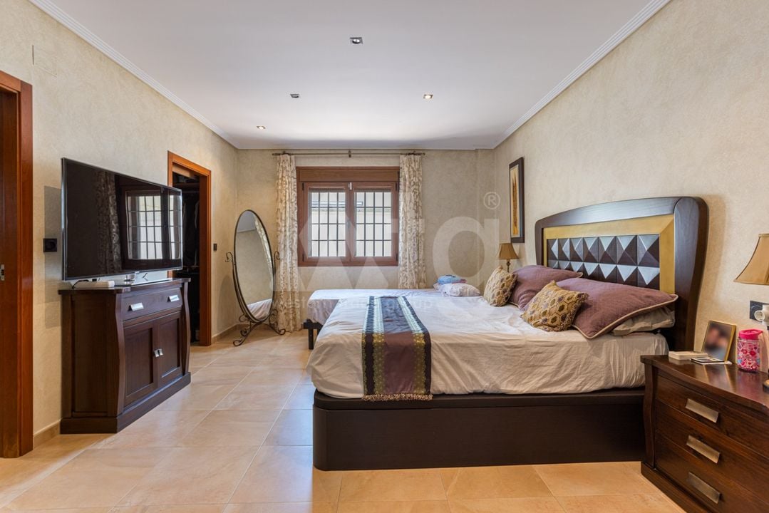 Villa de 4 chambres à Los Montesinos - BCH94351 - Photo - 15