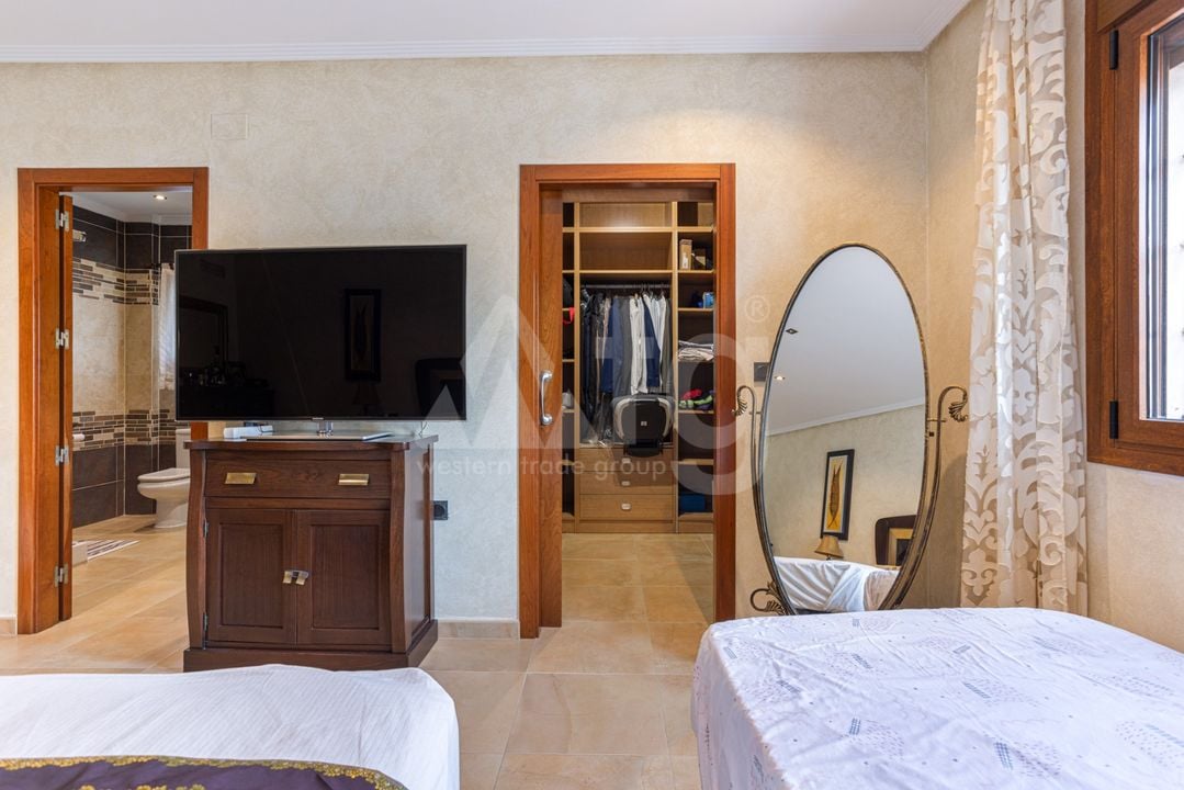 Villa de 4 chambres à Los Montesinos - BCH94351 - Photo - 17