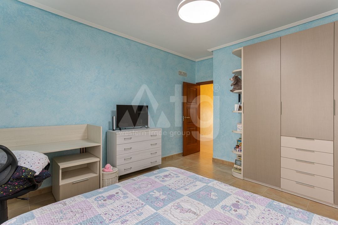 Villa de 4 chambres à Los Montesinos - BCH94351 - Photo - 22