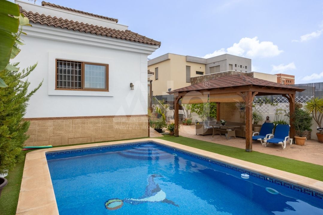 Villa de 4 chambres à Los Montesinos - BCH94351 - Photo - 2
