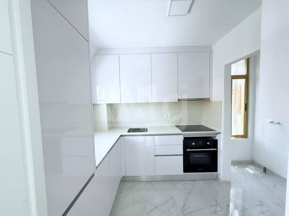 2 bedroom Penthouse in Torrevieja - SHL94413 - Photo - 5