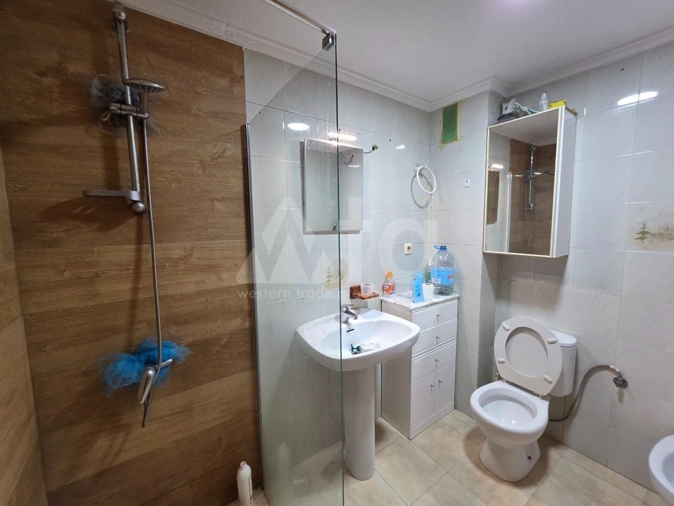2 bedroom Penthouse in Torrevieja - SHL94413 - Photo - 7