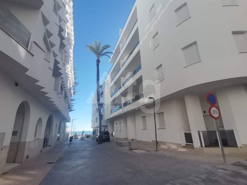 2 bedroom Penthouse in Torrevieja - AGI35632 - Photo - 2