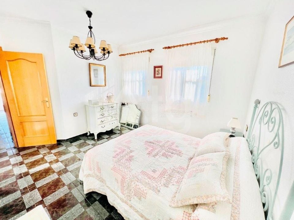 5 bedroom Villa in Callosa De Segura - DPR94884 - Photo - 9
