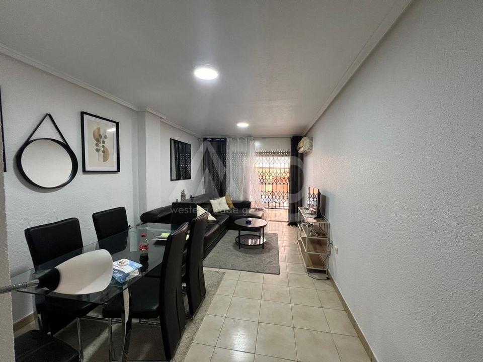 3 bedroom Apartment in Torrevieja - CT95562 - Photo - 1