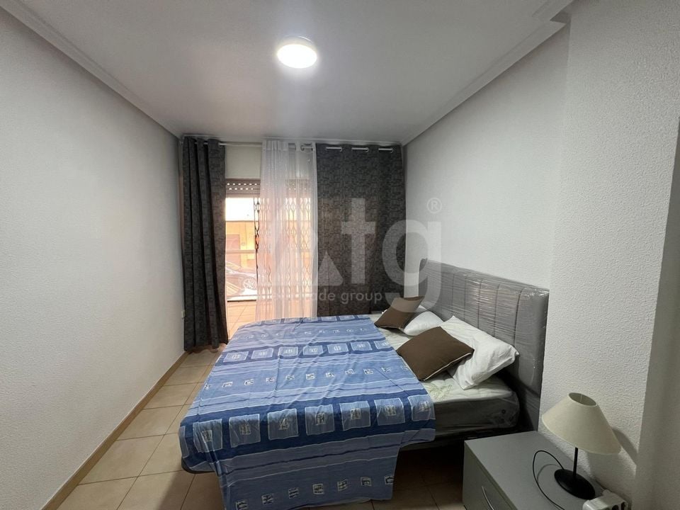 3 bedroom Apartment in Torrevieja - CT95562 - Photo - 12
