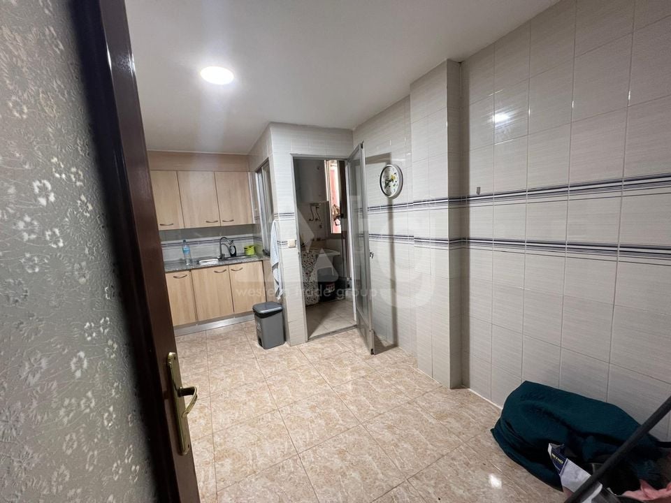 3 bedroom Apartment in Torrevieja - CT95562 - Photo - 5