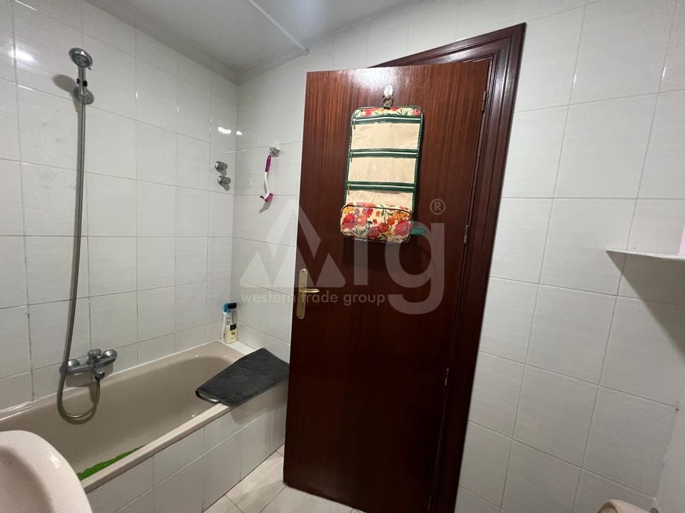 3 bedroom Apartment in Torrevieja - CT95562 - Photo - 22