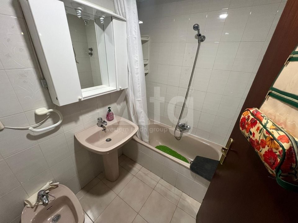 3 bedroom Apartment in Torrevieja - CT95562 - Photo - 21