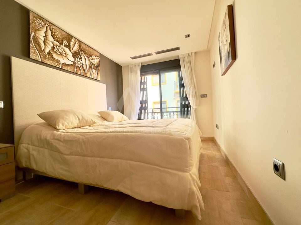 3 bedroom Apartment in Guardamar del Segura - CT95567 - Photo - 12