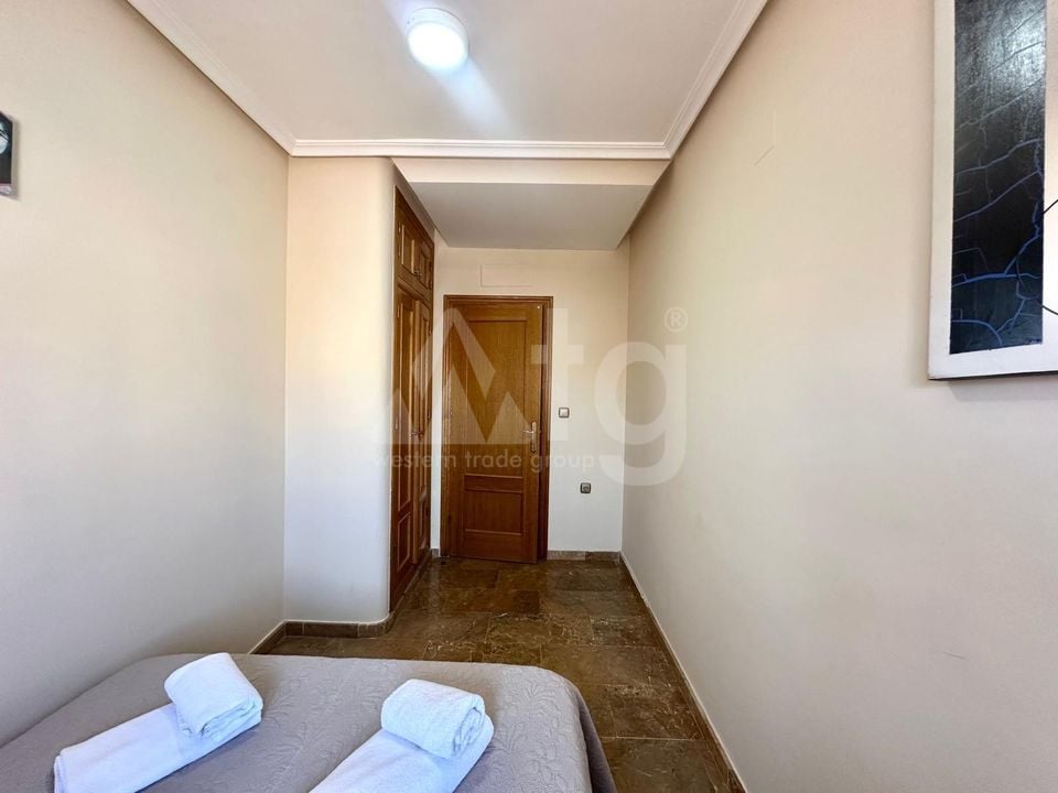 Appartement de 4 chambres à Torrevieja - CT95570 - Photo - 14