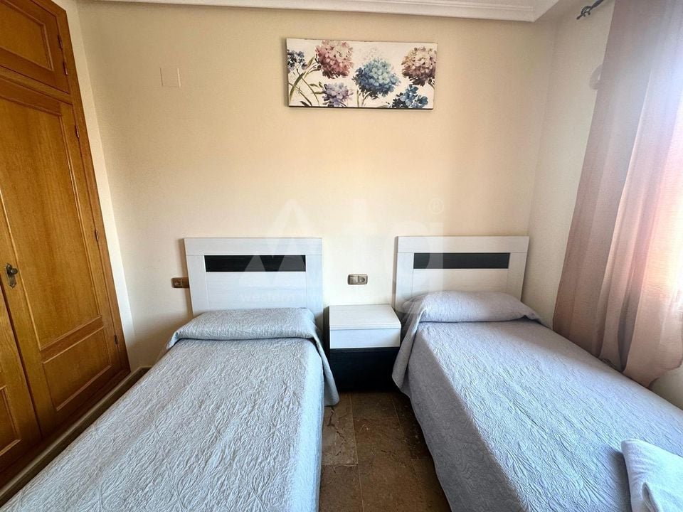 Appartement de 4 chambres à Torrevieja - CT95570 - Photo - 18