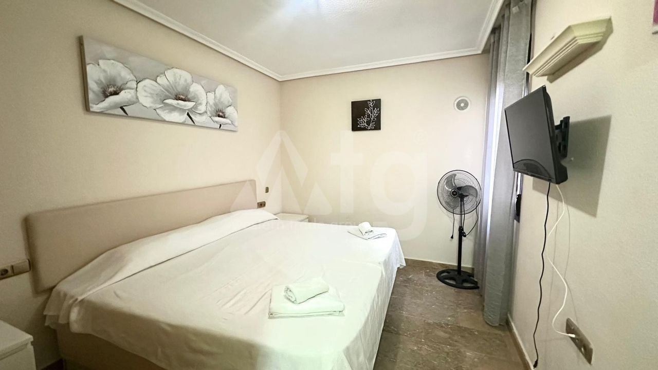 Appartement de 3 chambres à Torrevieja - CT95581 - Photo - 8