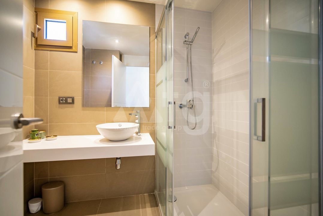 2 bedroom Apartment in Benidorm - CAA95859 - Photo - 12