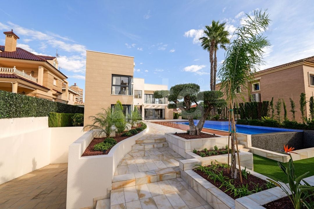 3 bedroom Villa in Torrevieja - ER135288 - Photo - 24