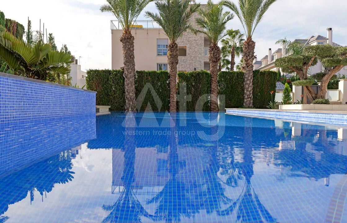 3 bedroom Villa in Torrevieja - ER135288 - Photo - 3