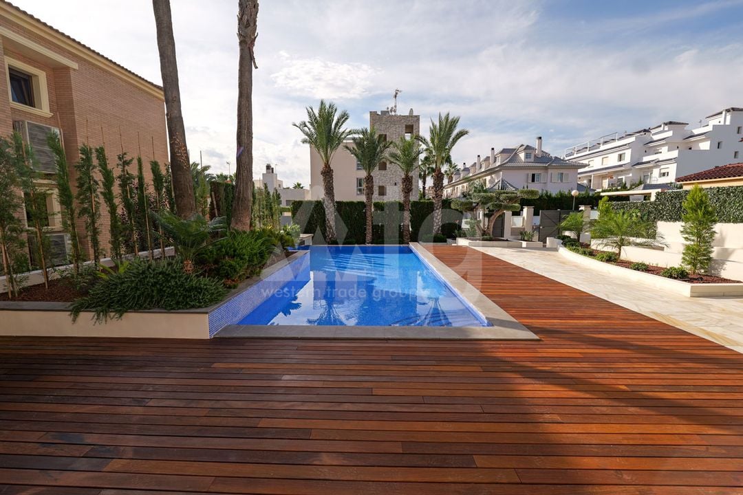 3 bedroom Villa in Torrevieja - ER135288 - Photo - 2